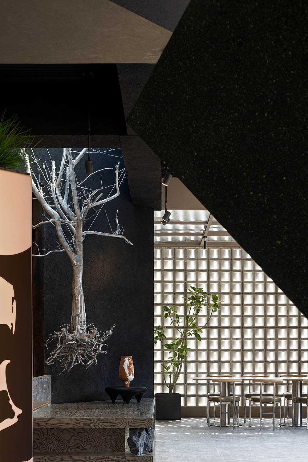 餐廳設計,休閑餐廳設計,餐廳改造,餐廳設計案例,餐廳設計方案,餐廳裝修,青島裏予SOCIAL餐廳,青島,左時建築設計