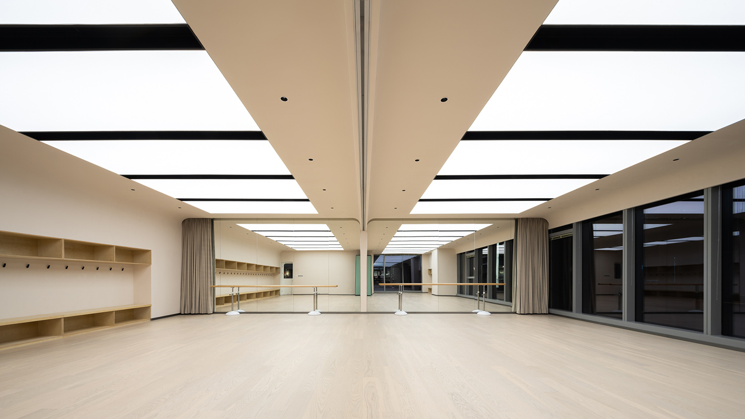 劇場空間設計,表演空間設計,親子劇場空間設計,親子教育空間設計,教育培訓空間設計,活動沙龍空間設計,上海首位親子微劇場,上海,MEEM HOUSE