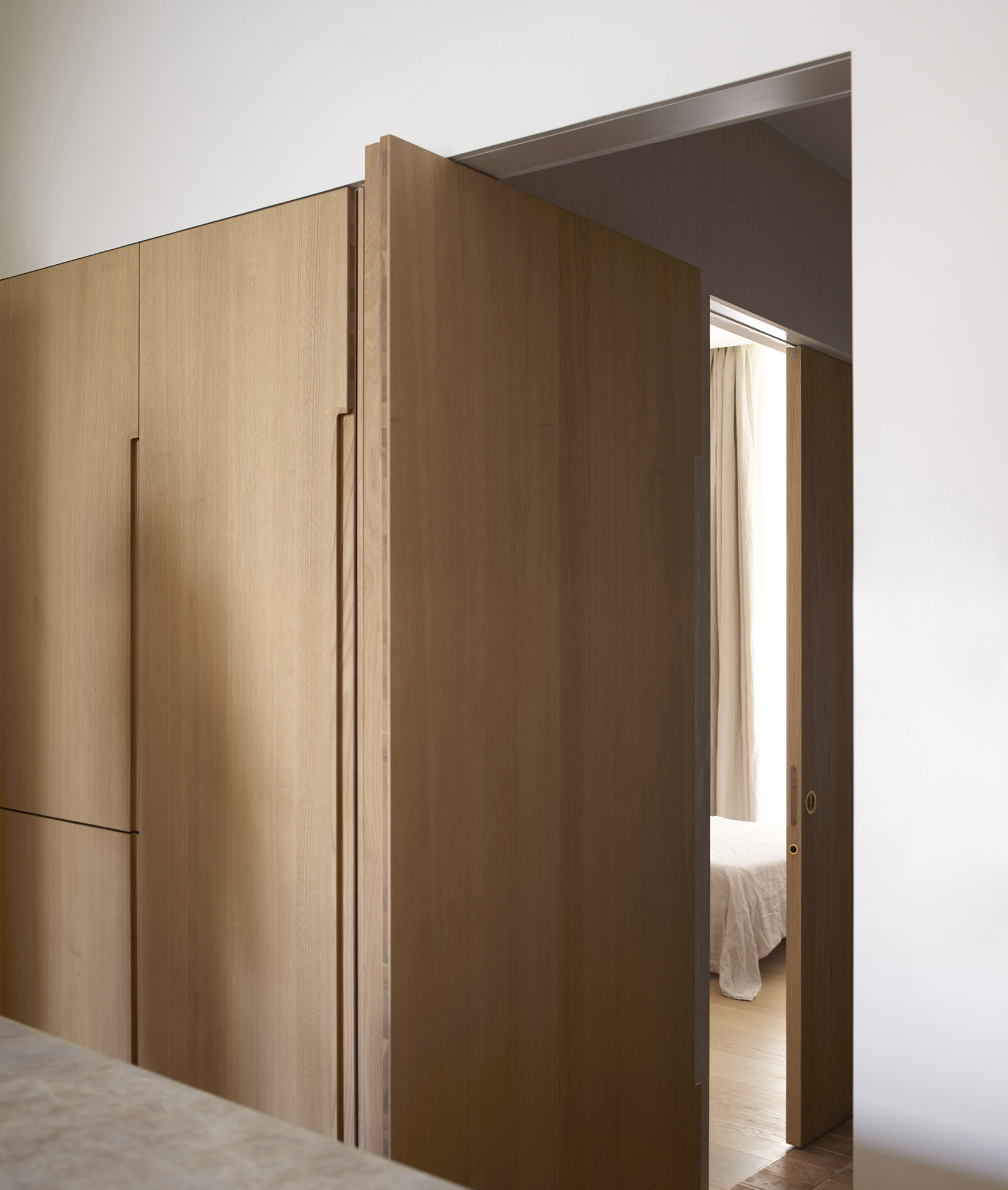 住宅設計,DG Arquitecto,住宅設計案例,住宅改造設計,白色,原木色,極簡風格,極簡主義,西班牙