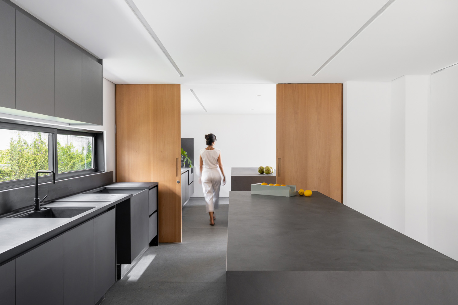 Paulo Henrique Paranhos,別墅設計案例,別墅設計,別墅設計方案,景觀別墅,原木色,開放式布局,640㎡,巴西