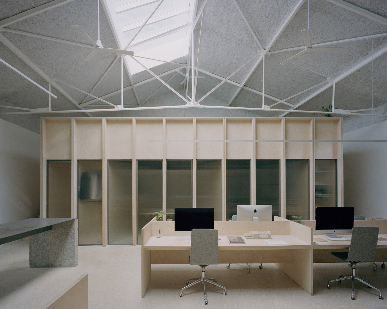 辦公室設計,辦公室設計案例,A6A,辦公室設計方案,辦公室設計案例,辦公室裝修,工作室設計,極簡主義,法國,L’Atelier