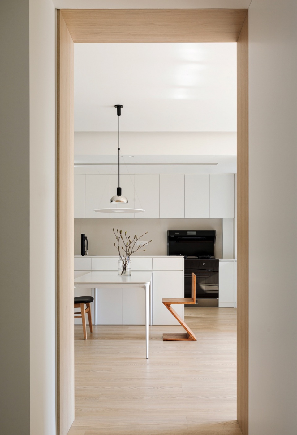 85㎡住宅設計,85㎡,住宅設計,家裝設計,小戶型設計,公寓設計,住宅設計案例,住宅設計方案,極簡風格住宅設計,舊房改造,住宅翻新,北京,北京住宅《疊屋》橫與縱的空間重塑,辰境設計