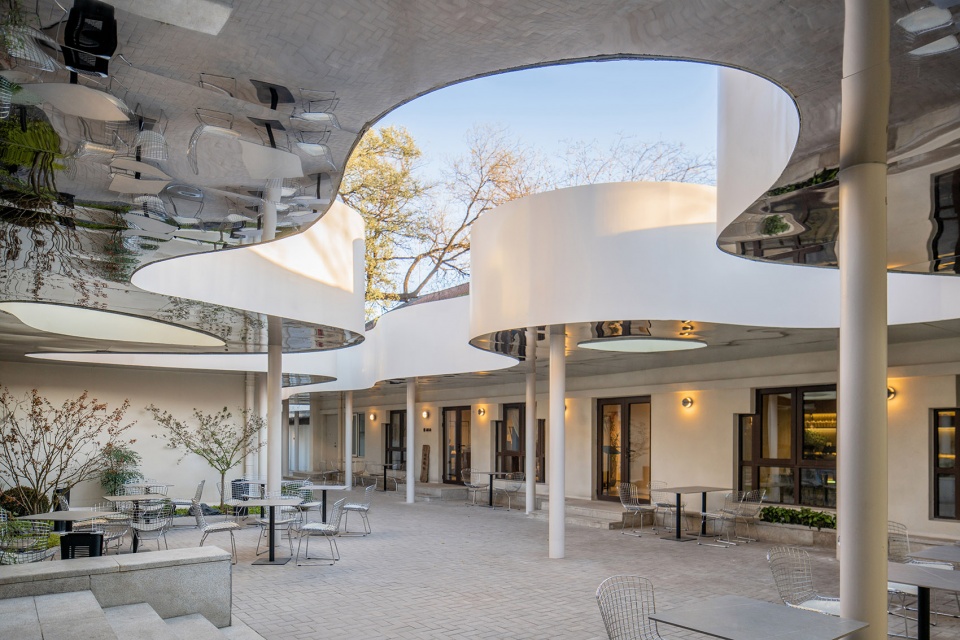 餐廳設計,休閑餐廳設計,咖啡廳設計,小型綜合體設計,四合院改造,北京胡同四合院改造,四合院改造商業綜合體,餐廳設計案例,餐廳設計方案,商業空間,北京Courtyard 35 號院“別有洞天”,北京,未/WAY Studio