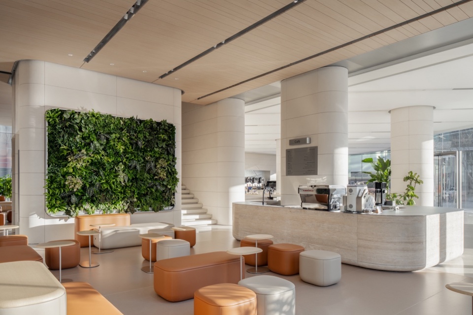 展廳設計,展廳設計案例,展廳設計方案,汽車展廳設計,手機零售展廳設計,華為旗艦店北京王府井,旗艦店設計,商店設計,北京,Superimpose 疊術建築