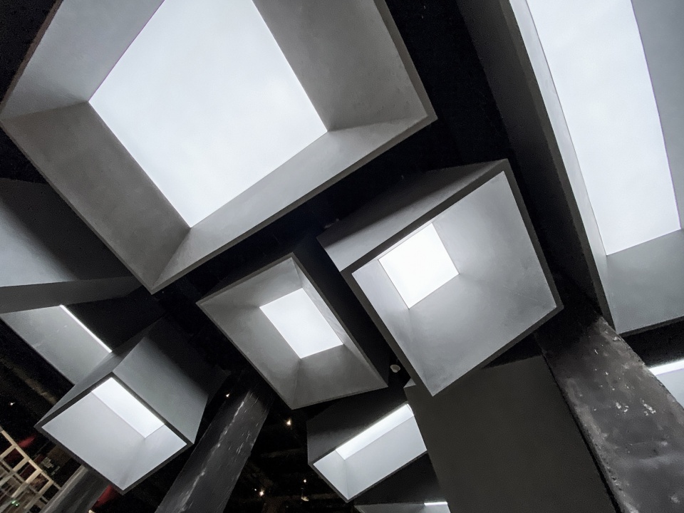 書店設計,書店改造,高爐改造書店,書店零售店設計,書店設計案例,書店設計方案,藝術書店設計,北京高爐中的書店全民暢讀,北京,hyperSity 殊至建築