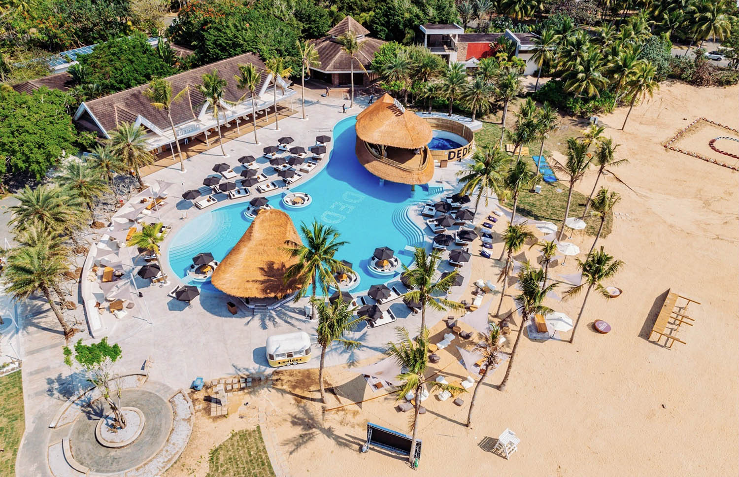 酒吧設計方案,酒吧設計,酒吧設計案例,酒吧裝修,海邊酒吧設計,現代風格酒吧設計,海南萬寧神州半島DEDECO Beach Club酒吧,海南萬寧,Basistudio本所設計