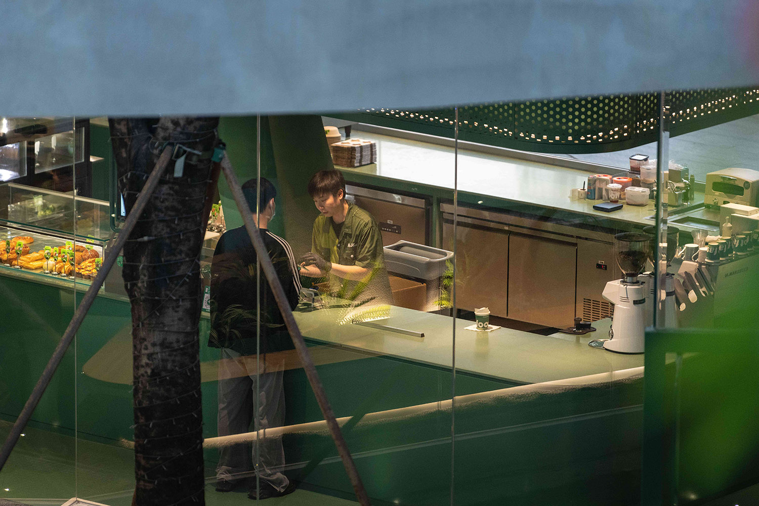 咖啡店設計,街邊咖啡店設計,戶外咖啡店設計,社區咖啡店設計,咖啡店設計案例,咖啡店設計方案,廣州急急腳咖啡寵物友好主題店,廣州,5+2.studio設計事務所