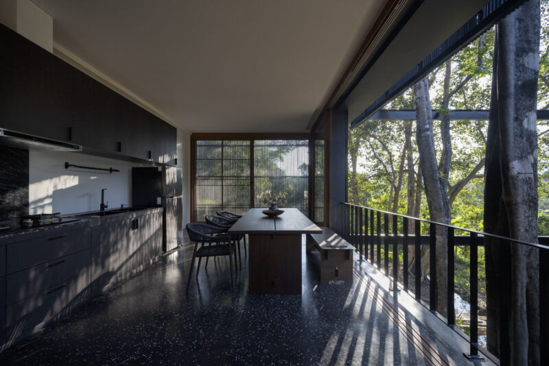 Sher Maker | 360㎡,泰國清邁香樹林懸挑景觀別墅