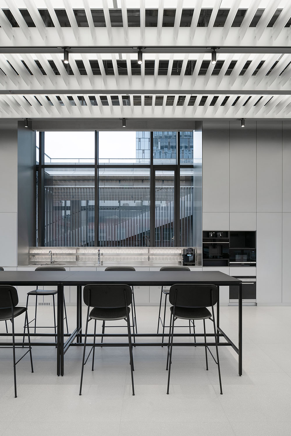 辦公室設計,辦公室設計案例,服裝公司辦公室設計,辦公室設計方案,開放式辦公室設計,直播間設計,服裝公司直播間設計,辦公室裝修,綾致時裝杭州直播空間,杭州,艾舍爾設計