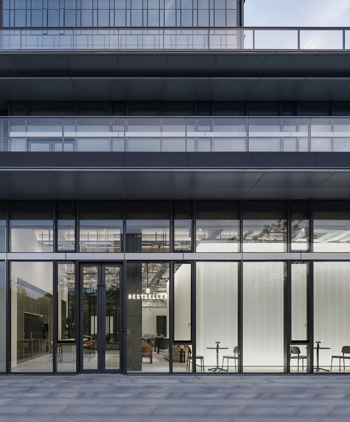 辦公室設計,辦公室設計案例,服裝公司辦公室設計,辦公室設計方案,開放式辦公室設計,直播間設計,服裝公司直播間設計,辦公室裝修,綾致時裝杭州直播空間,杭州,艾舍爾設計