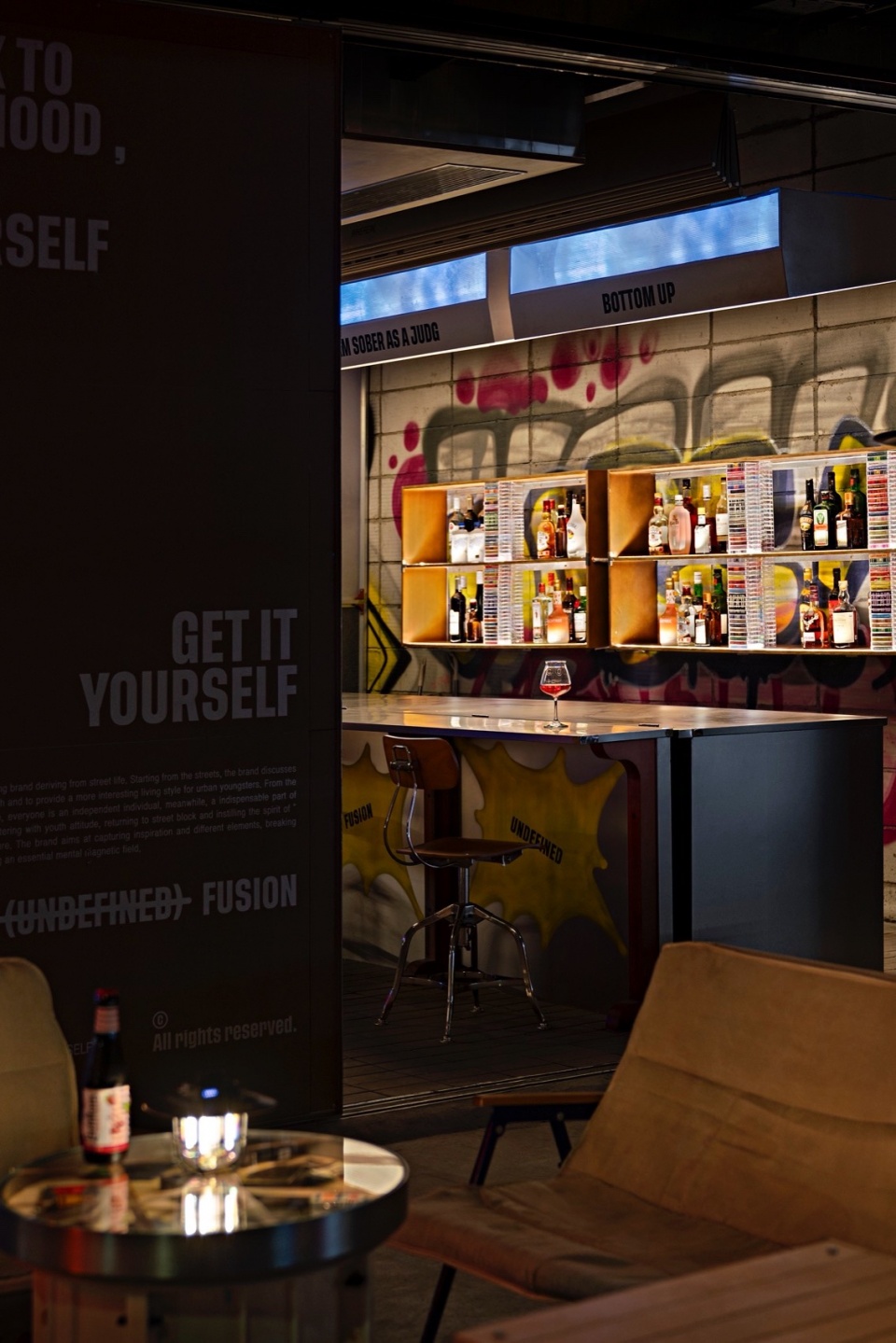 咖啡廳設計,街邊酒吧設計,酒吧設計方案,酒吧設計,日咖夜酒,日咖夜酒空間設計,酒吧設計案例,深圳MAD咖酒食,深圳,,SORA索拉設計