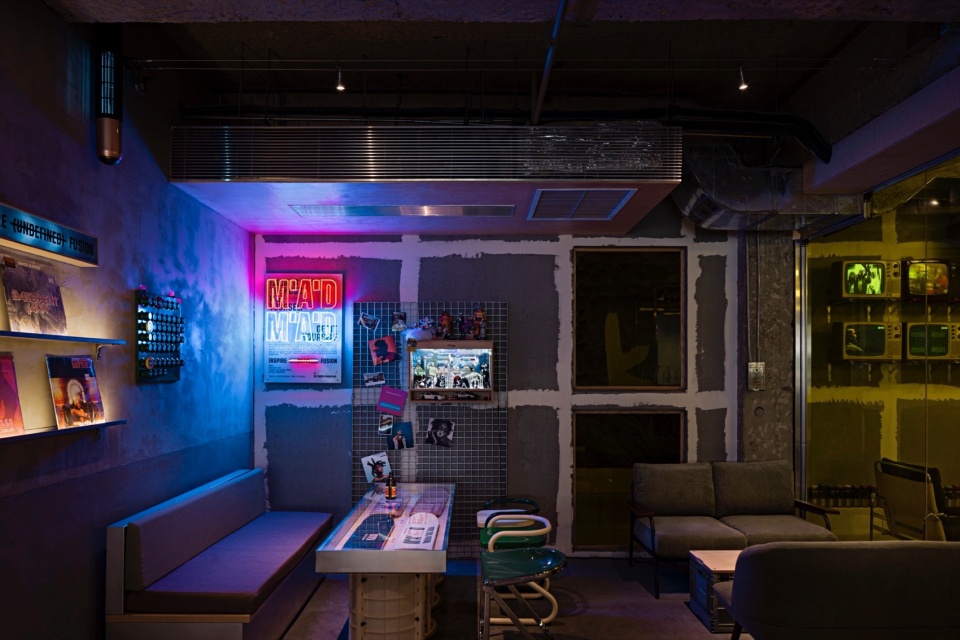 咖啡廳設計,街邊酒吧設計,酒吧設計方案,酒吧設計,日咖夜酒,日咖夜酒空間設計,酒吧設計案例,深圳MAD咖酒食,深圳,,SORA索拉設計