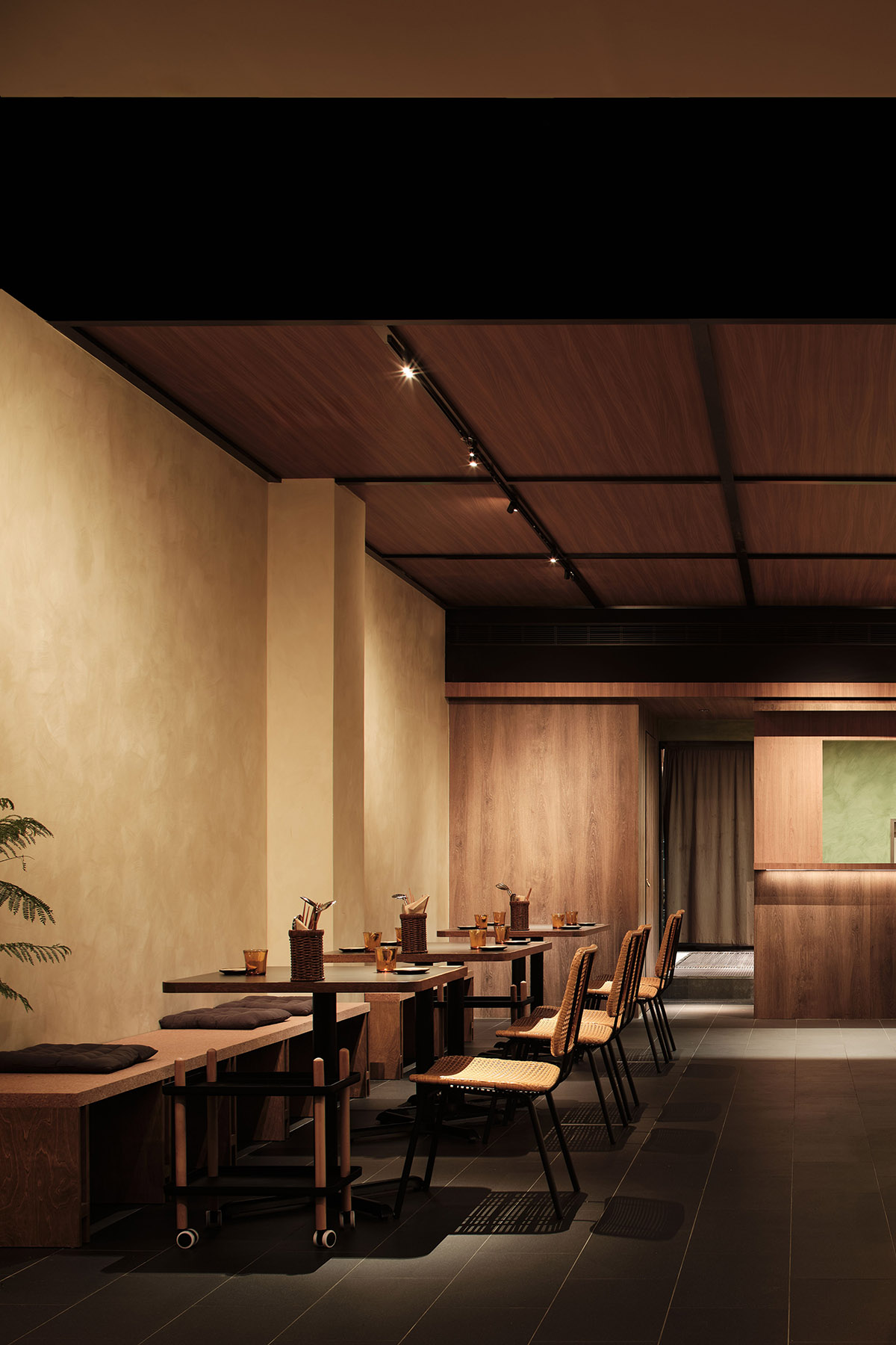 餐廳設計,火鍋店設計,休閑餐廳設計,餐廳設計案例,餐廳設計方案,餐廳裝修,酸菜魚火鍋餐廳設計,南京酉魚餐廳,南京,衡建築