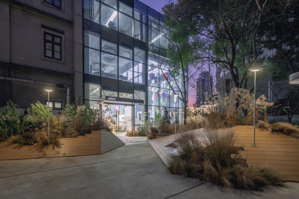 寵物友好空間設計,戶外寵物場地設計,咖啡廳寵物場地設計,景觀改造,上海sorry dog咖啡空間設計,上海,空間站建築師事務所