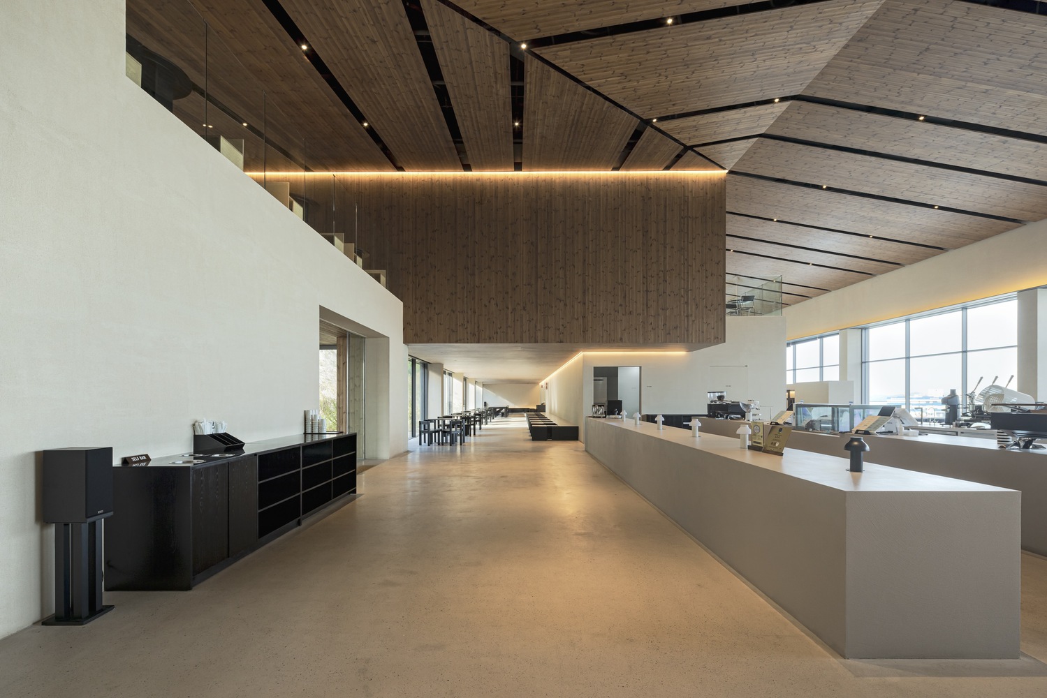 咖啡廳設計,咖啡店設計,咖啡廳設計案例,咖啡廳設計方案,MTT,1490㎡,咖啡廳裝修,韓國,木浦市,SUKSAN Café