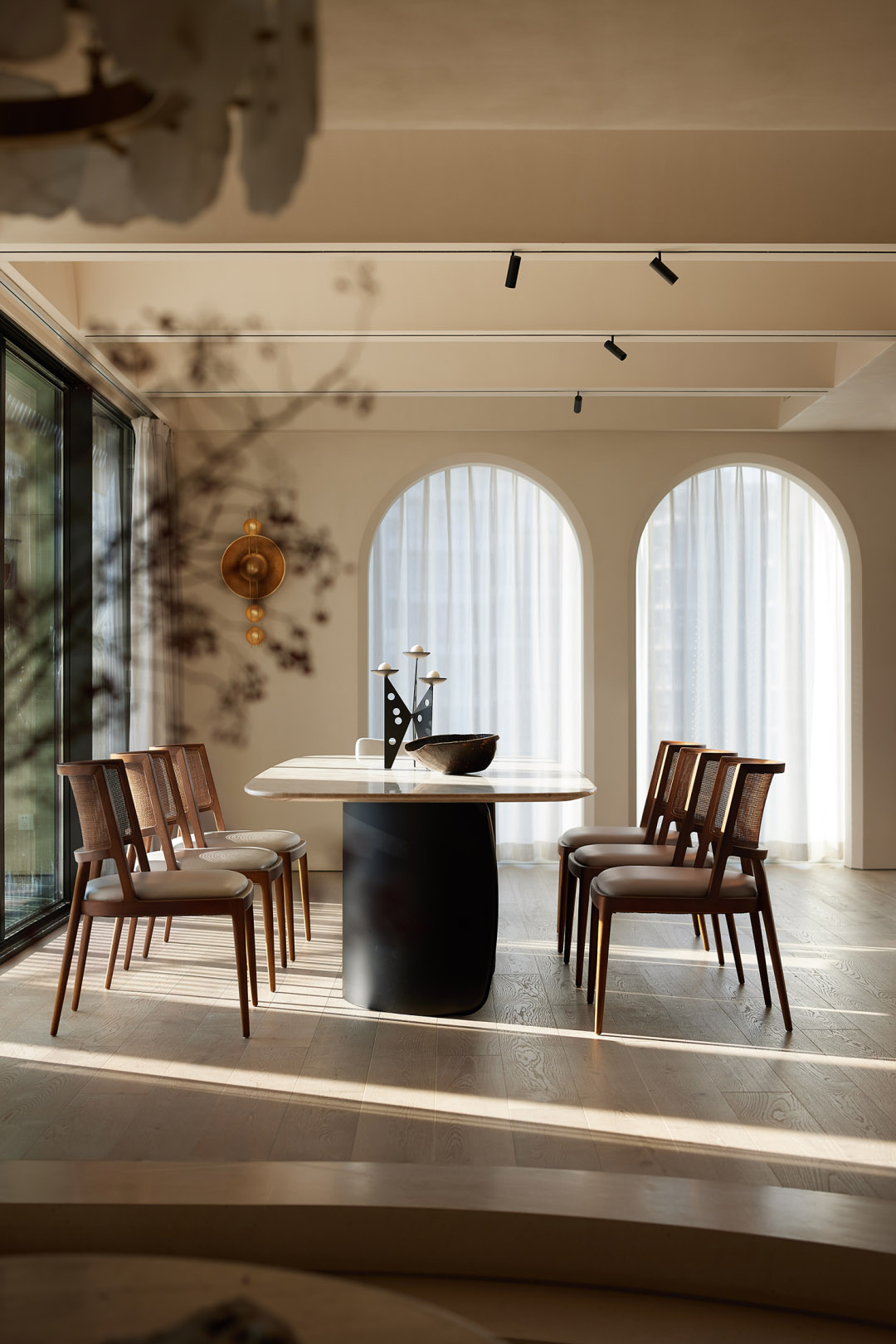 住宅設計,大平層設計,現代風格大平層設計,360㎡大平層設計,360㎡,奶油風住宅,微水泥,奶油風軟裝,大平層設計案例,大平層設計方案,深圳,深圳大平層光影敘境,時光築造空間設計