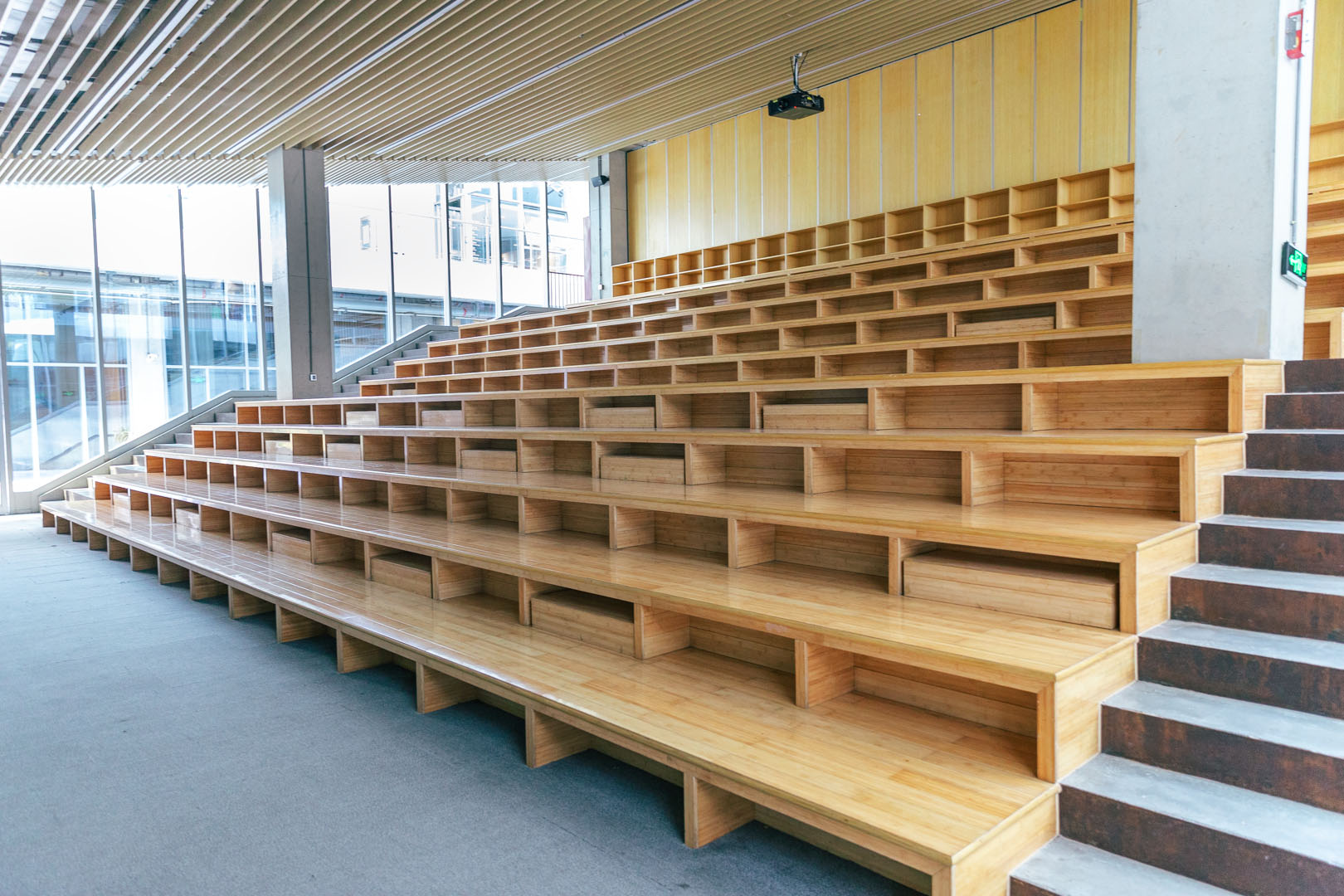 產業園設計,產業園改造,多功能空間設計,建築設計,文化產業園設計,辦公產業園設計,低密自由的辦公聚落企業理想的工作場所@萬科雲城設計公社,萬科雲城設計公社,深圳