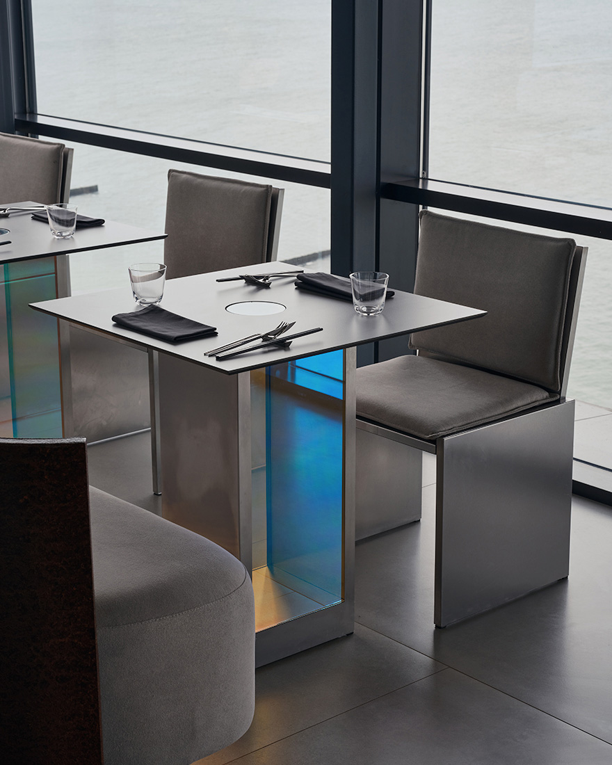 餐廳設計,休閑餐廳設計,餐廳裝修,餐廳設計案例,Line Design Studio,餐廳設計方案,加裏寧格勒,酒吧餐廳