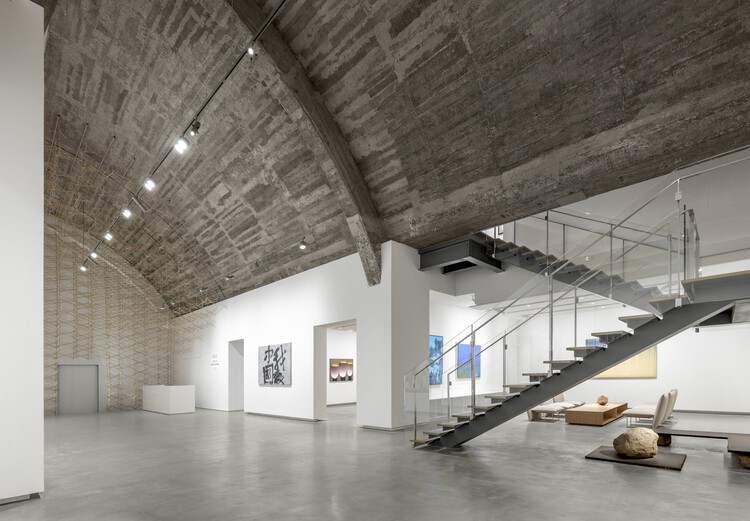 畫廊設計,美術館設計,展覽空間設計,展廳設計,隈研吾,建築改造,北京798白石畫廊,北京,隈研吾,隈研吾建築設計事務所