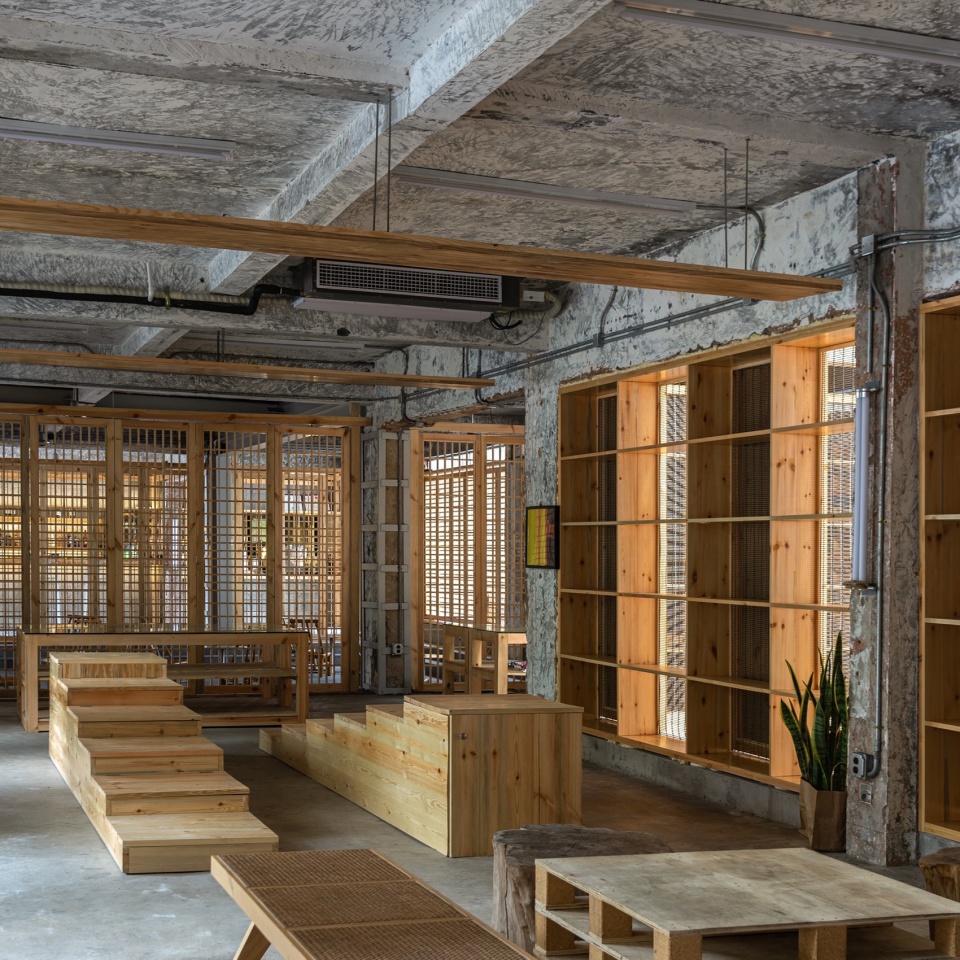 集合店設計,商店設計,零售店設計,衝浪產品零售店設計,零售店設計案例,萬寧日月灣Grom衝浪集合店,海南萬寧,NormalBuild