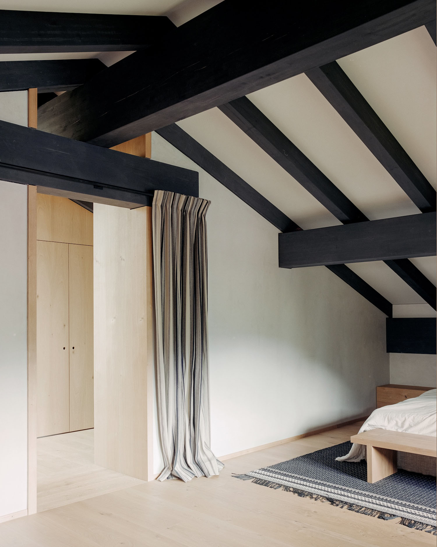 Think Architecture,別墅設計,度假屋設計,度假別墅設計,瑞士,別墅設計案例,別墅設計方案,極簡主義,極簡風格,原木色