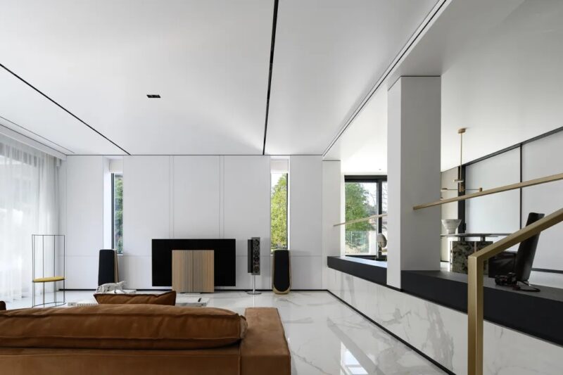 FEN+張奇峰設計事務所 | 室內700㎡+花園800㎡,寧波錢湖比華利別墅