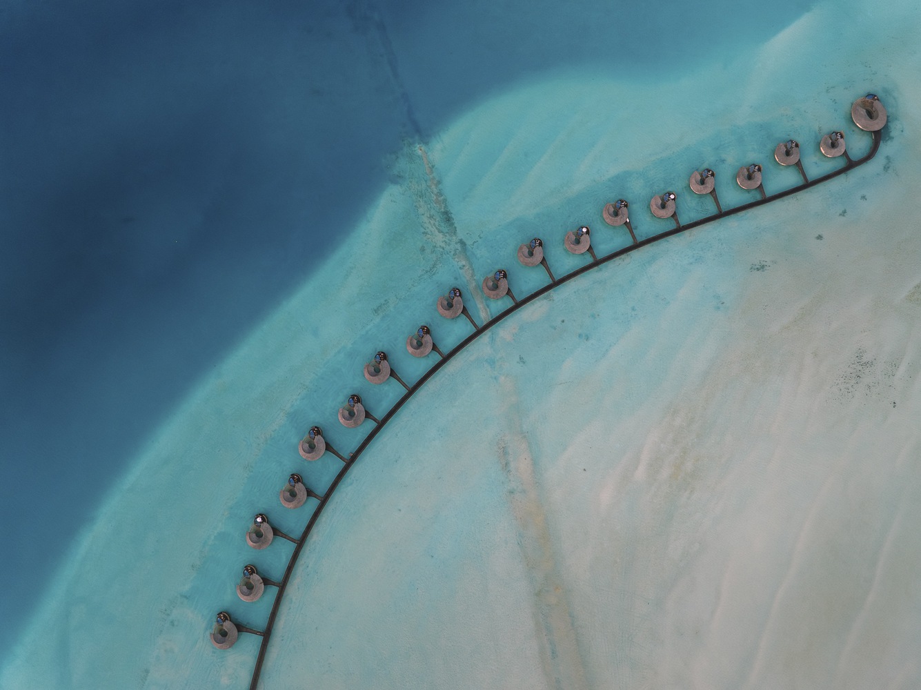 設計酒店,酒店設計,度假酒店設計,酒店設計案例,隈研吾建築事務所,沙特,Ummahat 9-3 酒店,酒店餐廳,酒店咖啡廳