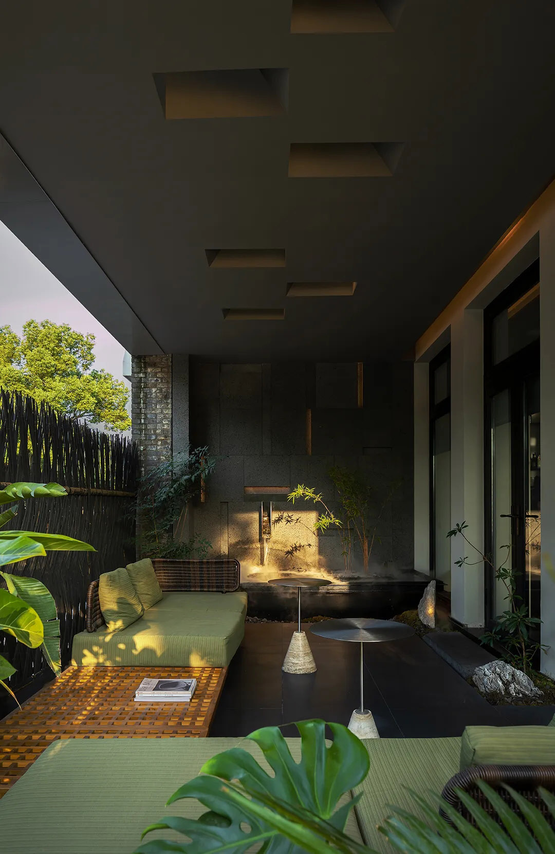 餐廳設計,火鍋店設計,火鍋店設計案例,火鍋店設計方案,火鍋店裝修,主題餐廳設計,海鮮火鍋店設計,休閑餐廳設計,嘉興玉品湯臣火鍋梅灣店,嘉興,山點水設計師事務所,金國平