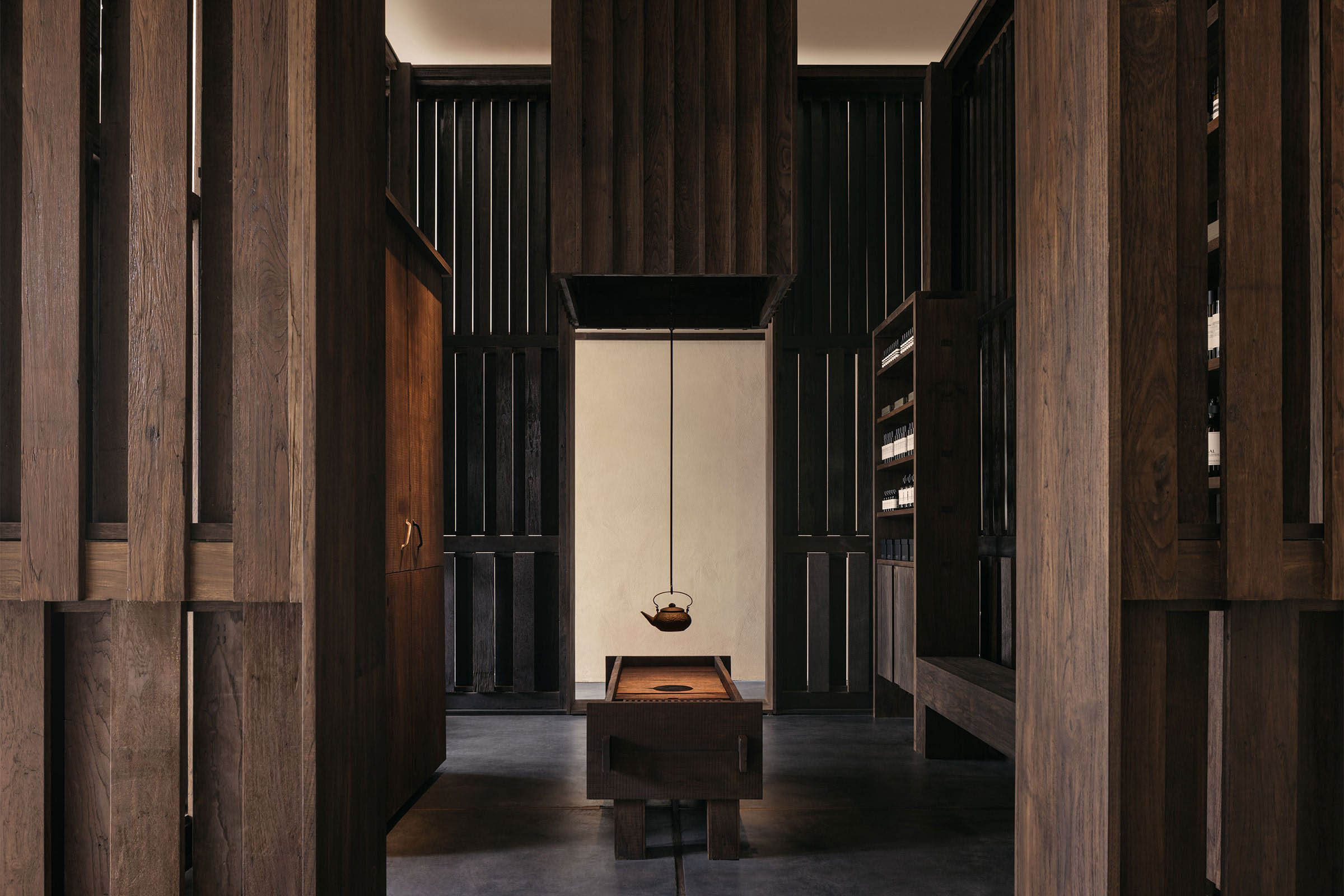 Sher Maker,Aesop,零售店設計,護膚品零售店,零售店設計方案,零售店設計案例,泰國,曼穀,泰式,店鋪設計,伊索