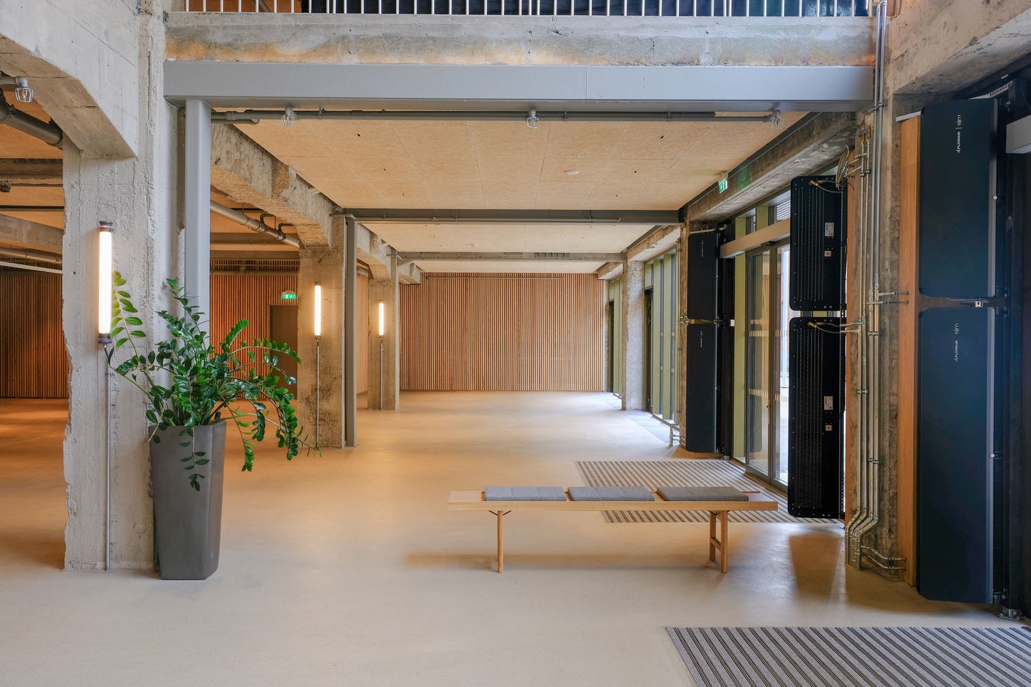 SAAHA AS,電影院設計案例,咖啡店設計,挪威,奧斯陸,電影院設計方案,極簡主義