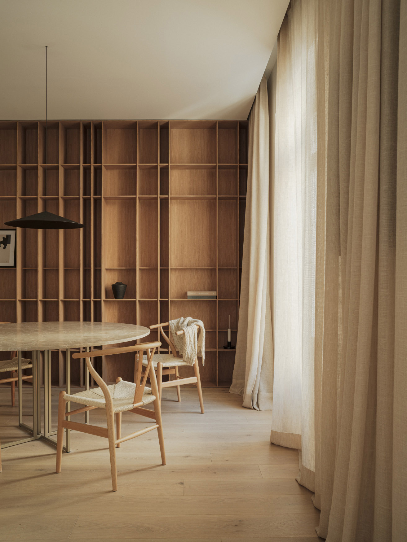 NOS Arquitectura,住宅設計,極簡主義,西班牙,住宅設計案例,巴倫西亞,極簡風格,原木色