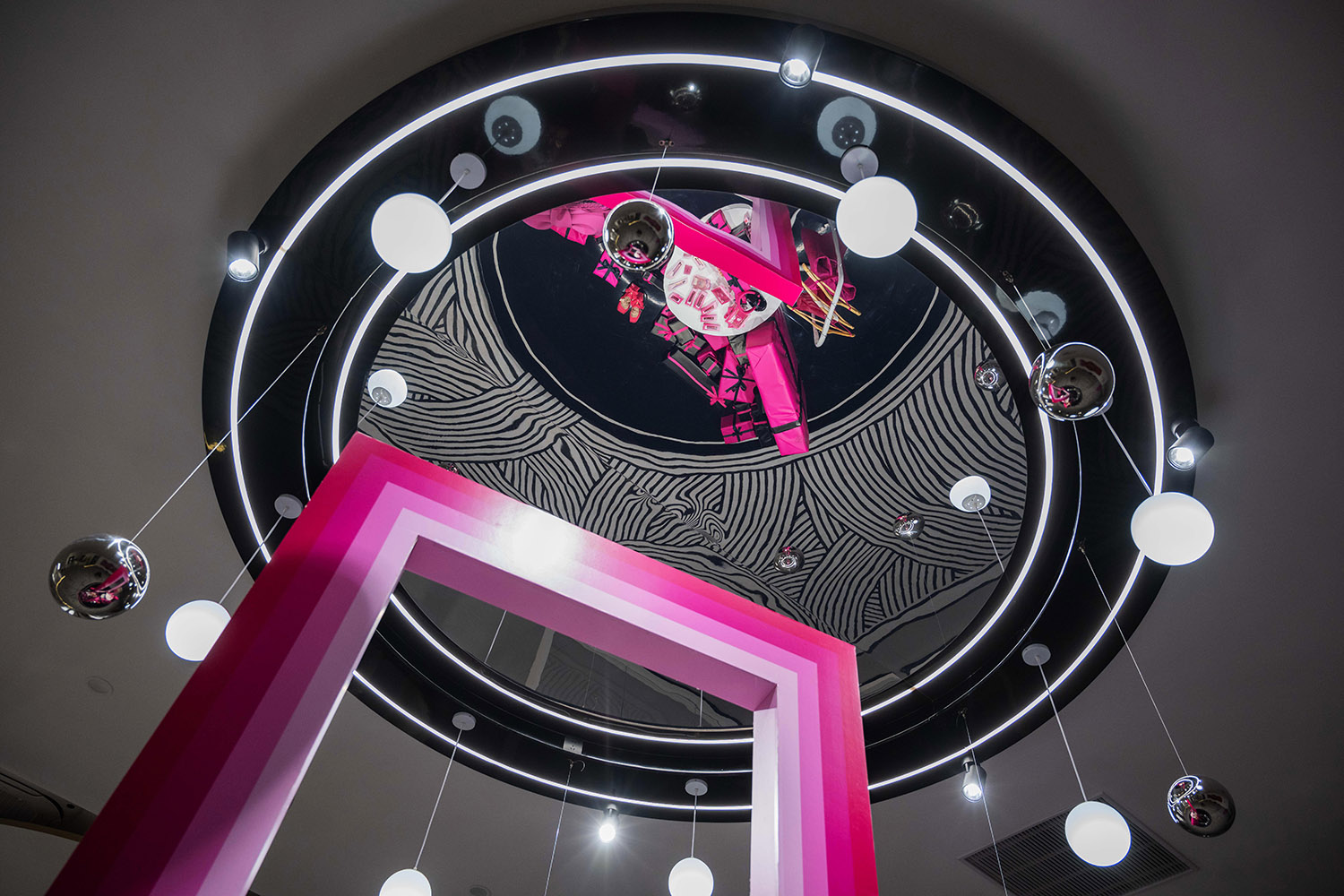 展廳設計,化妝品展廳設計,體驗店設計,展廳體驗店設計,展廳設計案例,展廳設計方案,企業展廳設計,展廳裝修,湖州歐思蘭化妝品展廳,湖州,平介設計,楊楠