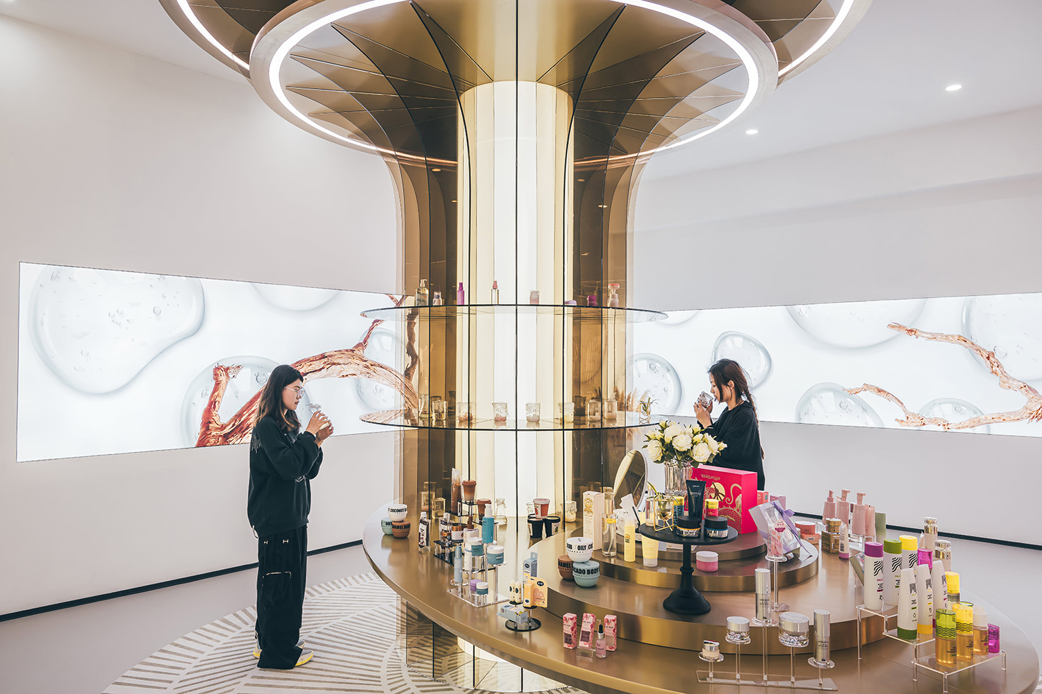 展廳設計,化妝品展廳設計,體驗店設計,展廳體驗店設計,展廳設計案例,展廳設計方案,企業展廳設計,展廳裝修,湖州歐思蘭化妝品展廳,湖州,平介設計,楊楠