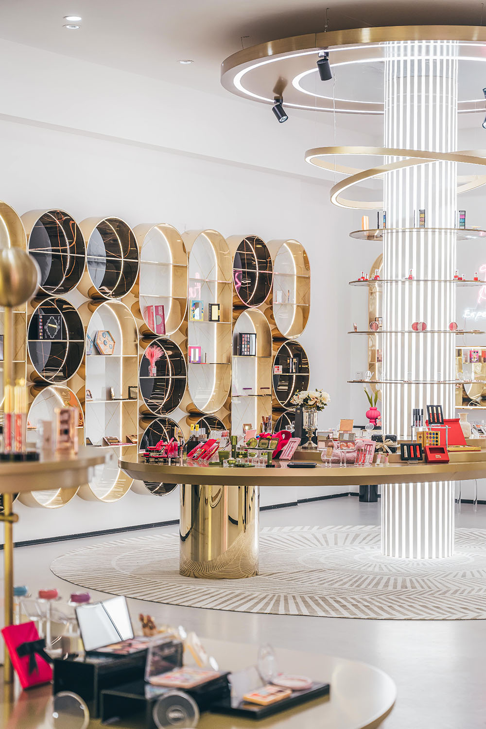 展廳設計,化妝品展廳設計,體驗店設計,展廳體驗店設計,展廳設計案例,展廳設計方案,企業展廳設計,展廳裝修,湖州歐思蘭化妝品展廳,湖州,平介設計,楊楠