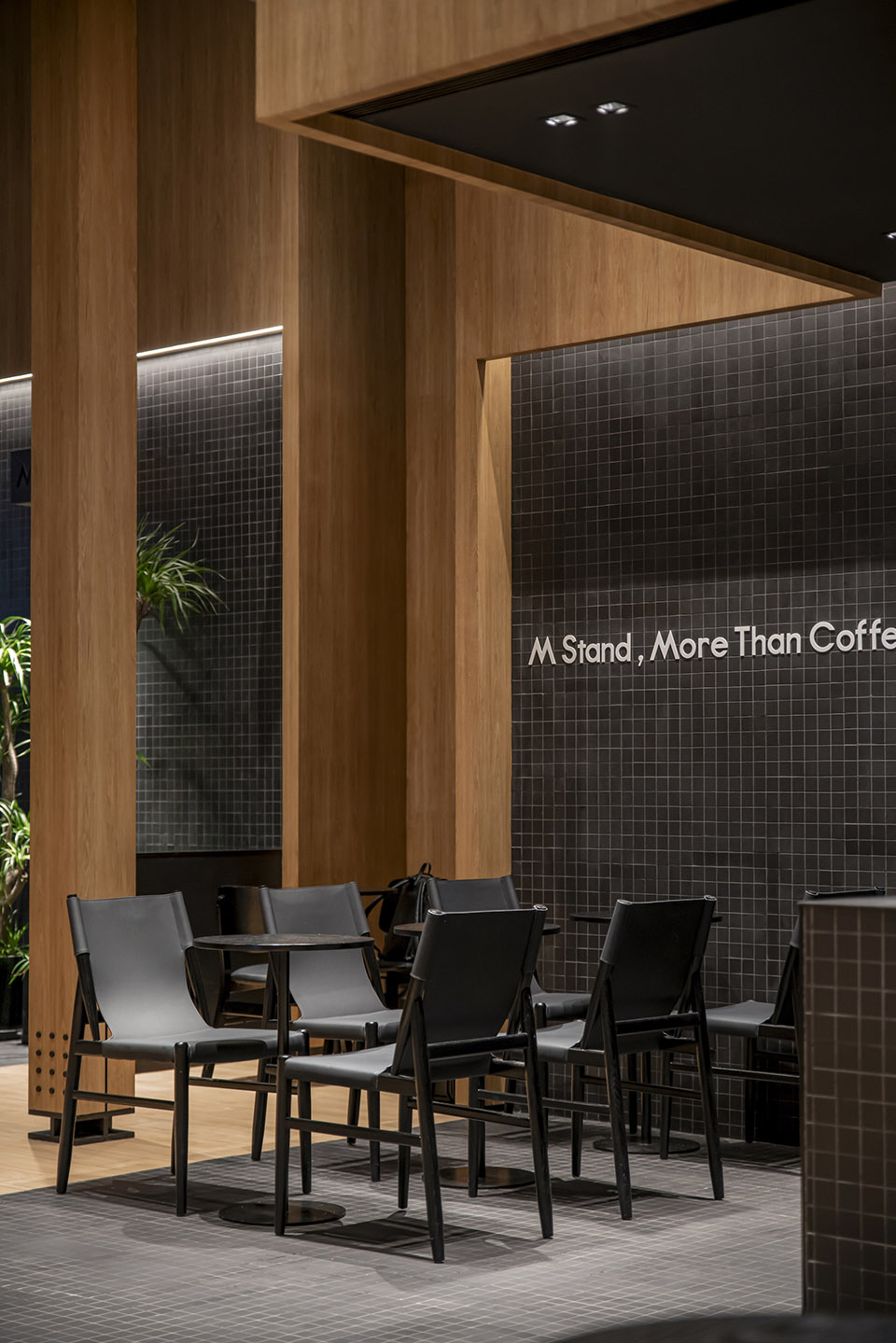 咖啡店設計,咖啡店設計案例,咖啡店設計方案,茶飲店設計,咖啡店裝修,M Stand,M stand濟南萬象城店,WBS裏外工作室