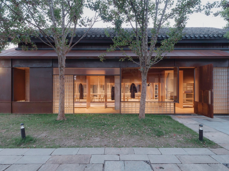 商店設計,服裝店設計,服裝店設計案例,零售店設計,服裝零售店設計,服裝店設計方案,女裝店設計,上海集絲坊蟠龍天地兩家店,上海,如恩設計研究室,如恩