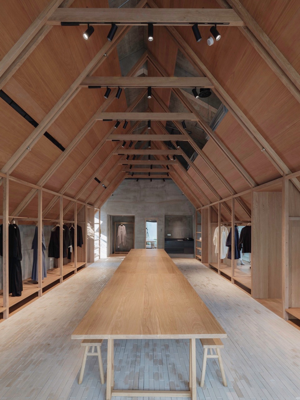 商店設計,服裝店設計,服裝店設計案例,零售店設計,服裝零售店設計,服裝店設計方案,女裝店設計,上海集絲坊蟠龍天地兩家店,上海,如恩設計研究室,如恩