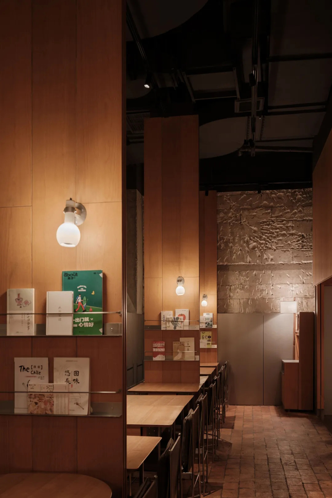 餐廳設計,休閑餐廳設計,餐廳設計案例,餐廳設計方案,湘菜餐廳設計,餐廳裝修,商場餐廳設計,三隻辣椒,沈敏良室內設計