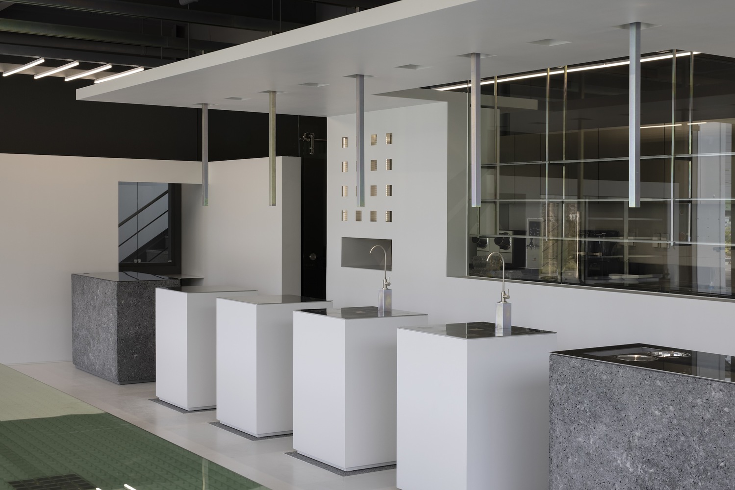 SUBTEXT,咖啡廳設計案例,咖啡店設計,韓國,VEGESCAPE Cafe,240㎡,極簡風格咖啡廳,咖啡廳設計方案