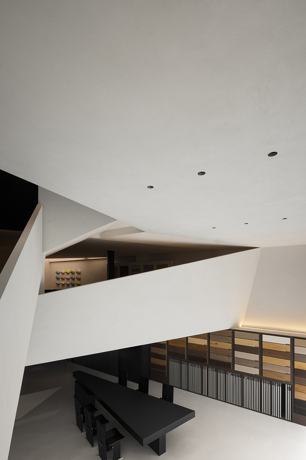 商業空間,地板展廳,展廳,展廳設計,企業展廳,材料展廳設計,必美地板,意大利OIKOS,展廳設計案例,展廳設計方案,汕頭ANBONG HOME材料美學館,汕頭,艾克建築設計,謝培河