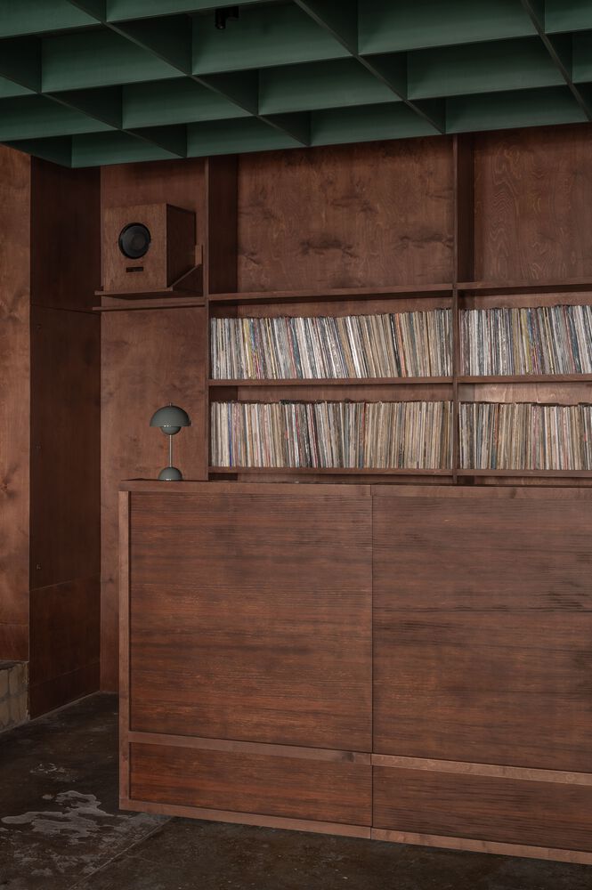 酒吧設計方案,酒吧設計,酒吧設計案例,酒吧裝修,現代風格酒吧設計,Mirzoyan Studio,基輔,Bursa酒吧,55㎡