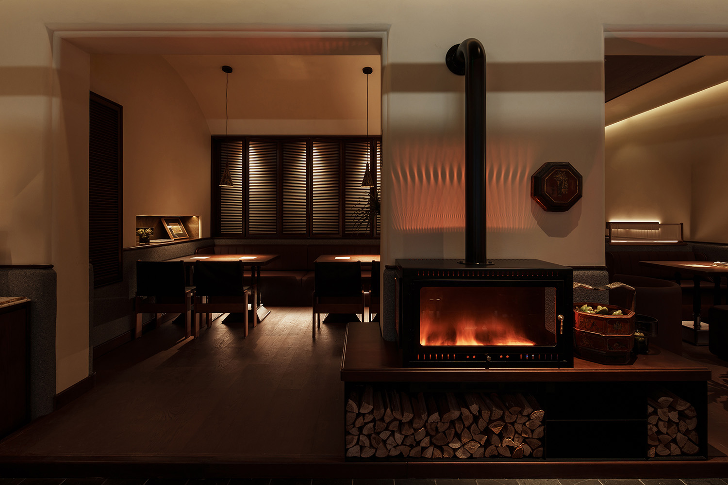 餐廳設計,休閑餐廳設計,小酒館設計,餐廳裝修,餐廳設計案例,餐廳設計方案,尋覓雅俗至味上海潮味獅頭鵝小酒館,上海,貨殖設計