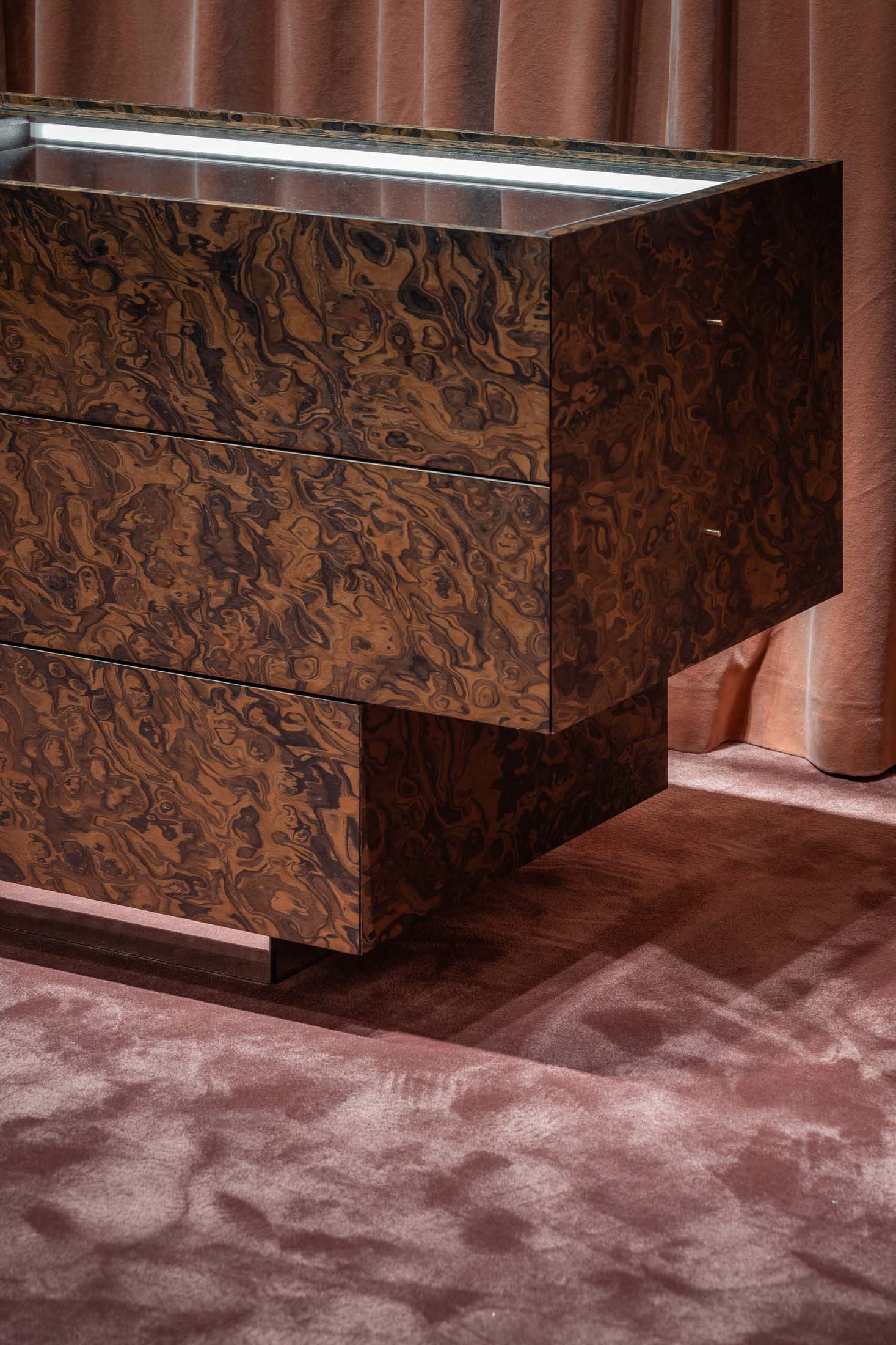 服裝店設計,商店設計,時裝店設計,時裝精品店設計,時裝店設計案例,時裝店設計方案,服裝精品店設計,Ciocodeica Studio,布加勒斯特,Maria Lucia Hohan精品店