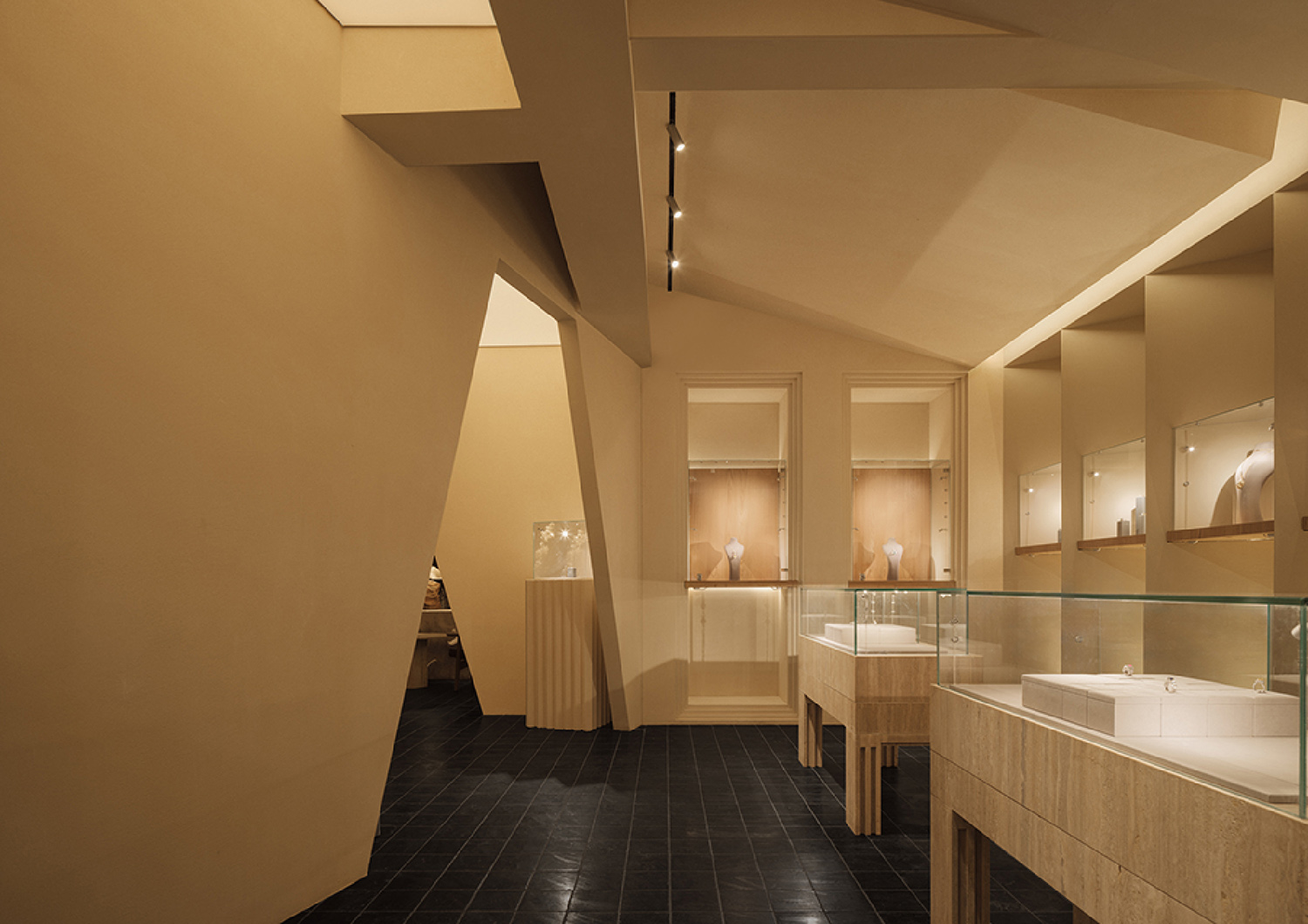 居民樓改造,零售店設計,珠寶店設計,商店設計,零售店設計案例,零售店設計方案,昆明春生藝術珠寶,昆明,AURORA艾洛設計