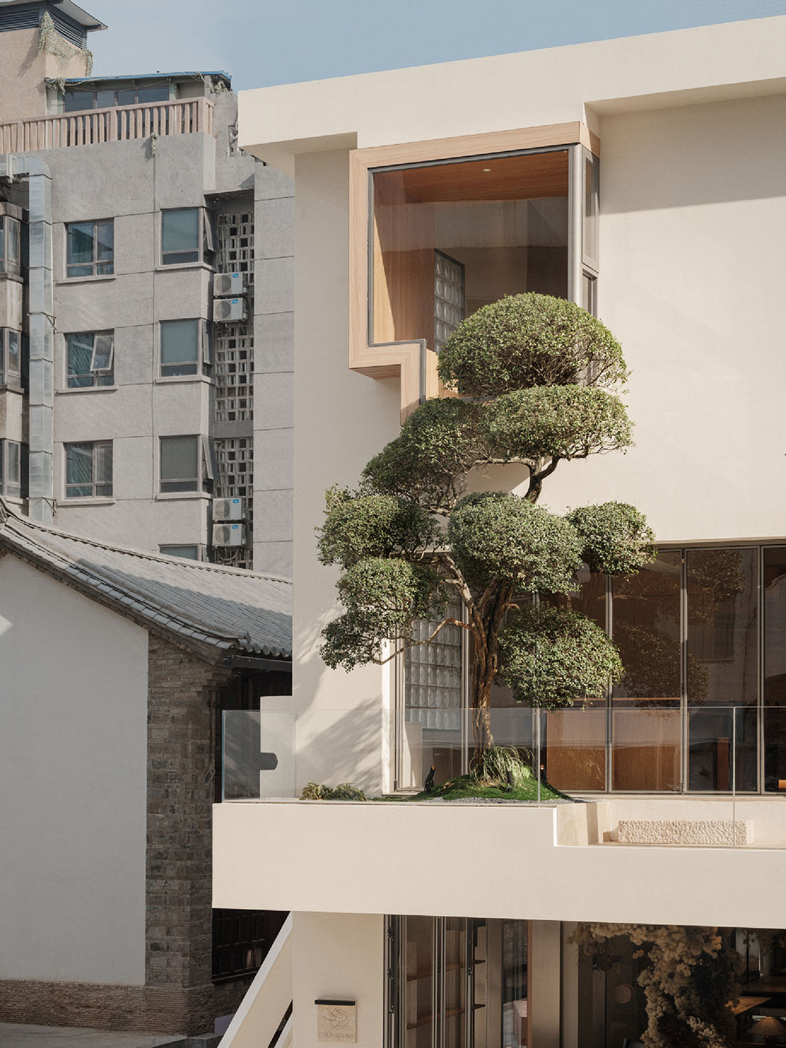 居民樓改造,零售店設計,珠寶店設計,商店設計,零售店設計案例,零售店設計方案,昆明春生藝術珠寶,昆明,AURORA艾洛設計