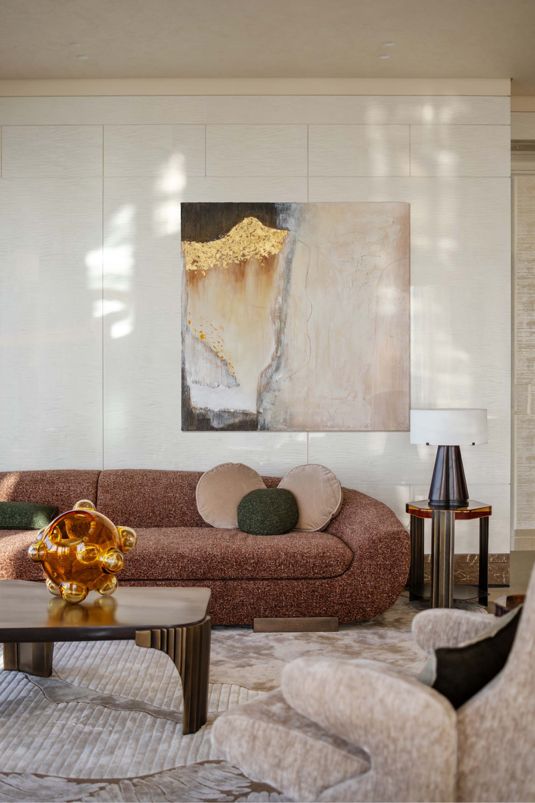 軟裝設計,樣板間設計,現代風格住宅設計,大平層,大平層設計案例,大平層設計方案,輕奢風樣板間,青島綠城深藍中心:自我定義超級生活方式,青島,OPS觀致設計