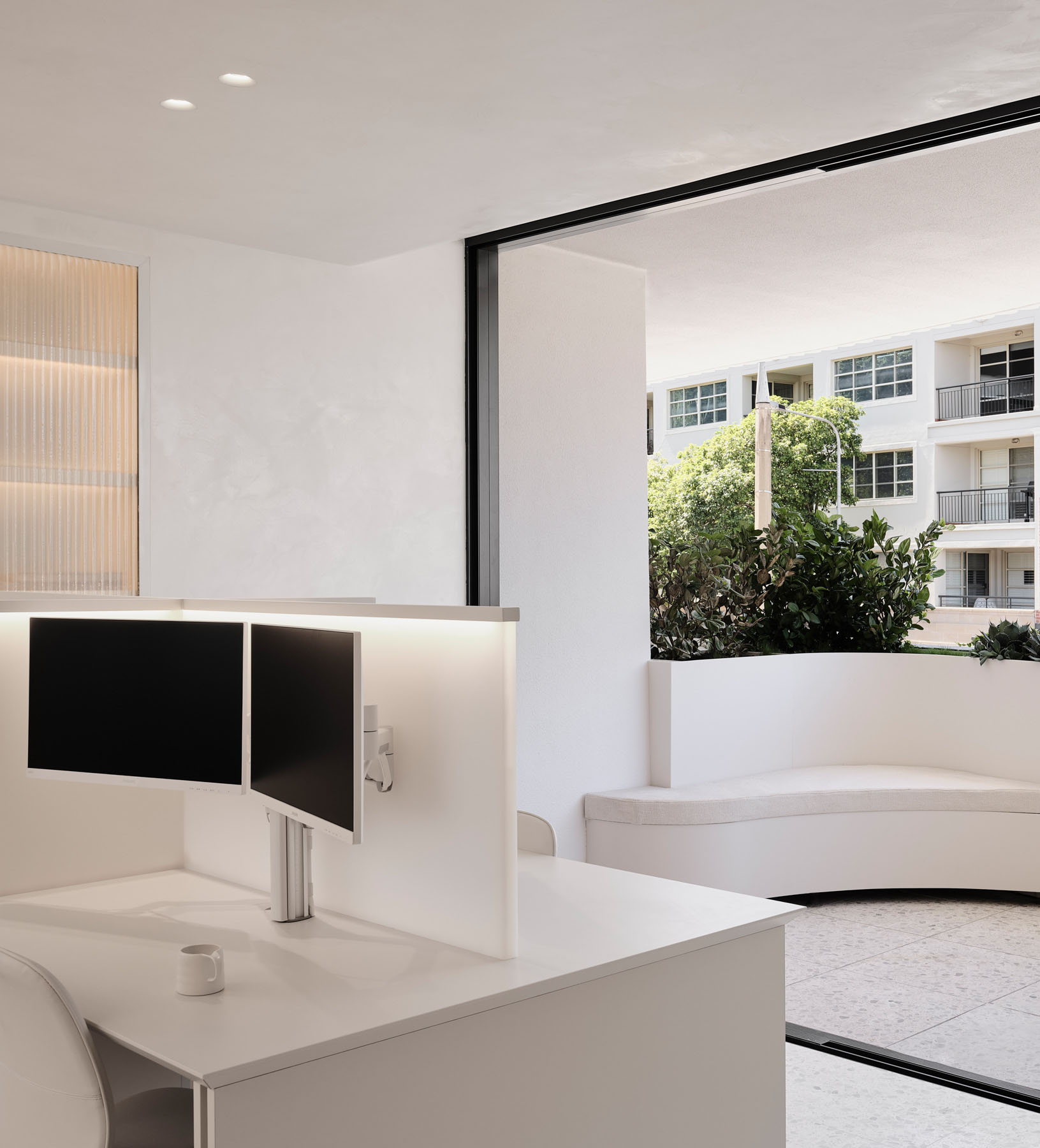 Esoteriko,辦公室設計,悉尼,玫瑰灣,辦公室設計案例,辦公室設計方案,地產公司辦公室,Rubinstein Group (TRG),海景辦公室