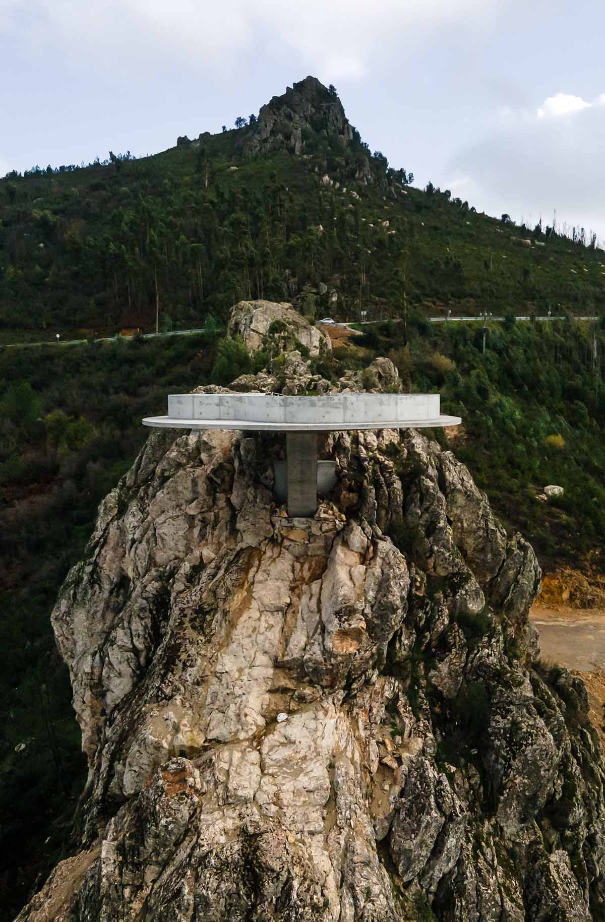 阿爾瓦羅·西紮,多功能空間設計,葡萄牙,Álvaro Siza,混合用途空間,景觀改造