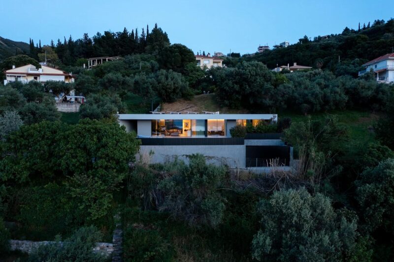 Façade Architecture | 220㎡，希臘帕特雷灣平層海景別墅