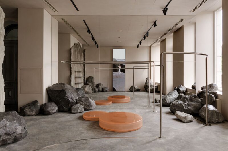 Balbek bureau | 417㎡， 波蘭華沙Milla Nova婚紗精品店